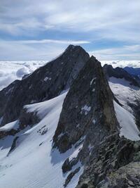 L'arete depuis col Crabioules L'arete depuis col Crabioules