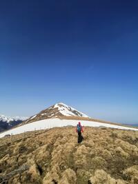 En marche vers le sommet de Bouirex En marche vers le sommet de Bouirex